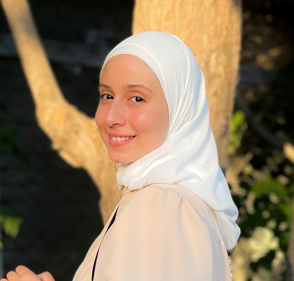 تسنيم زيناتي